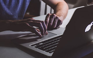 爱游戏官方入口-_红土之王归来：塞维利亚国际红土公开赛激烈角逐_，红土赛事有哪些